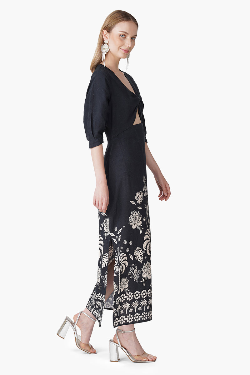 Modern Tropics Black And White Printed Maxi Dress