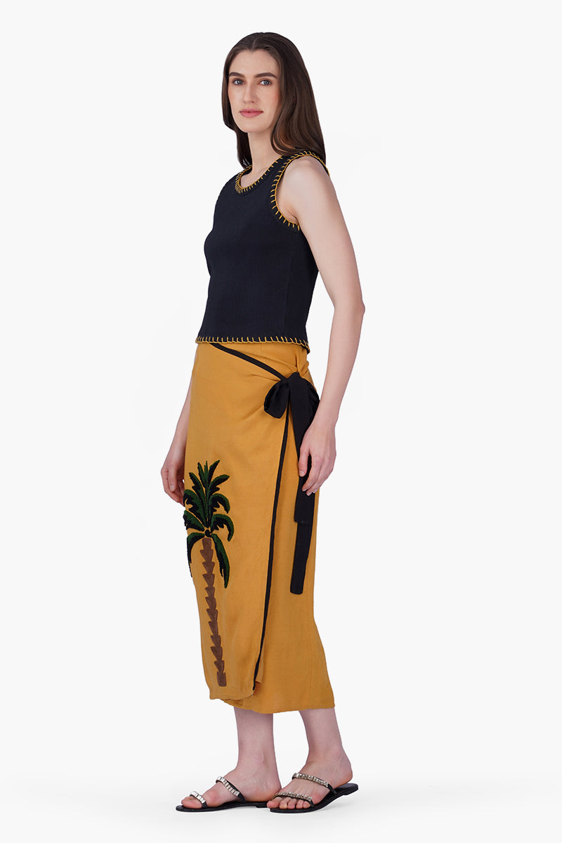 Black Essential Sleeveless Top | View 3